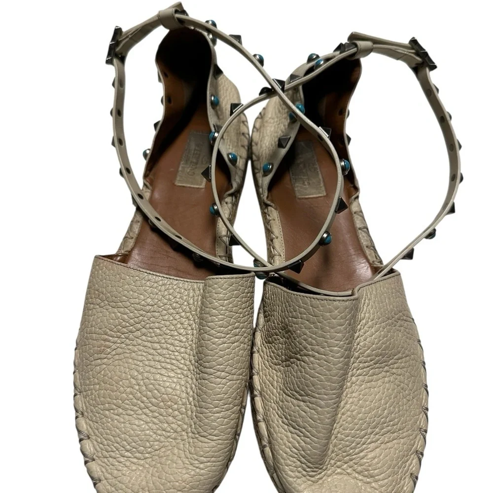 Valentino elegant cream